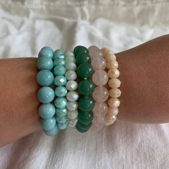 Glass bead bundle - Picture 2 of 2